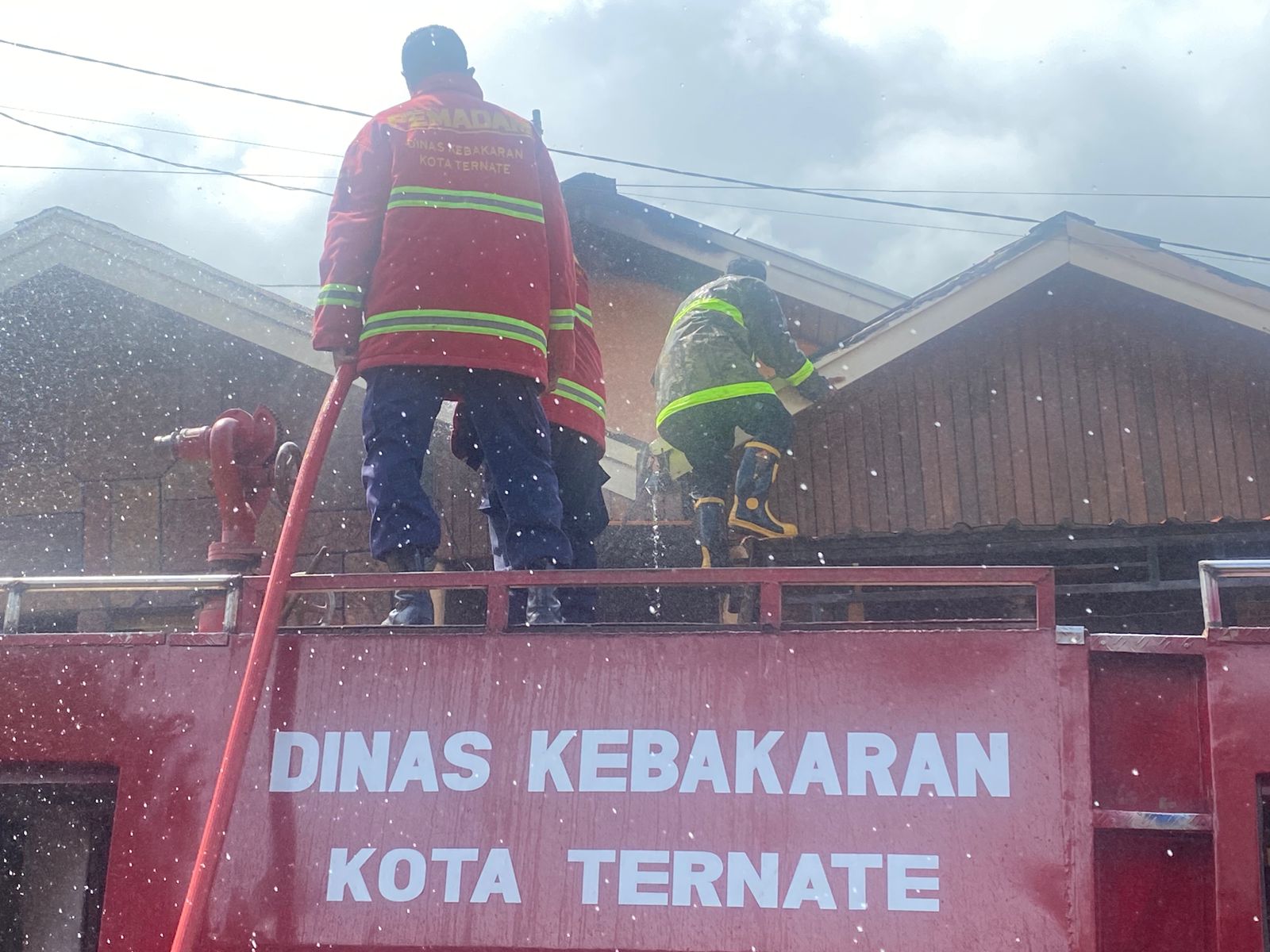 Dok Kalumata Blkg DPRD.jpeg